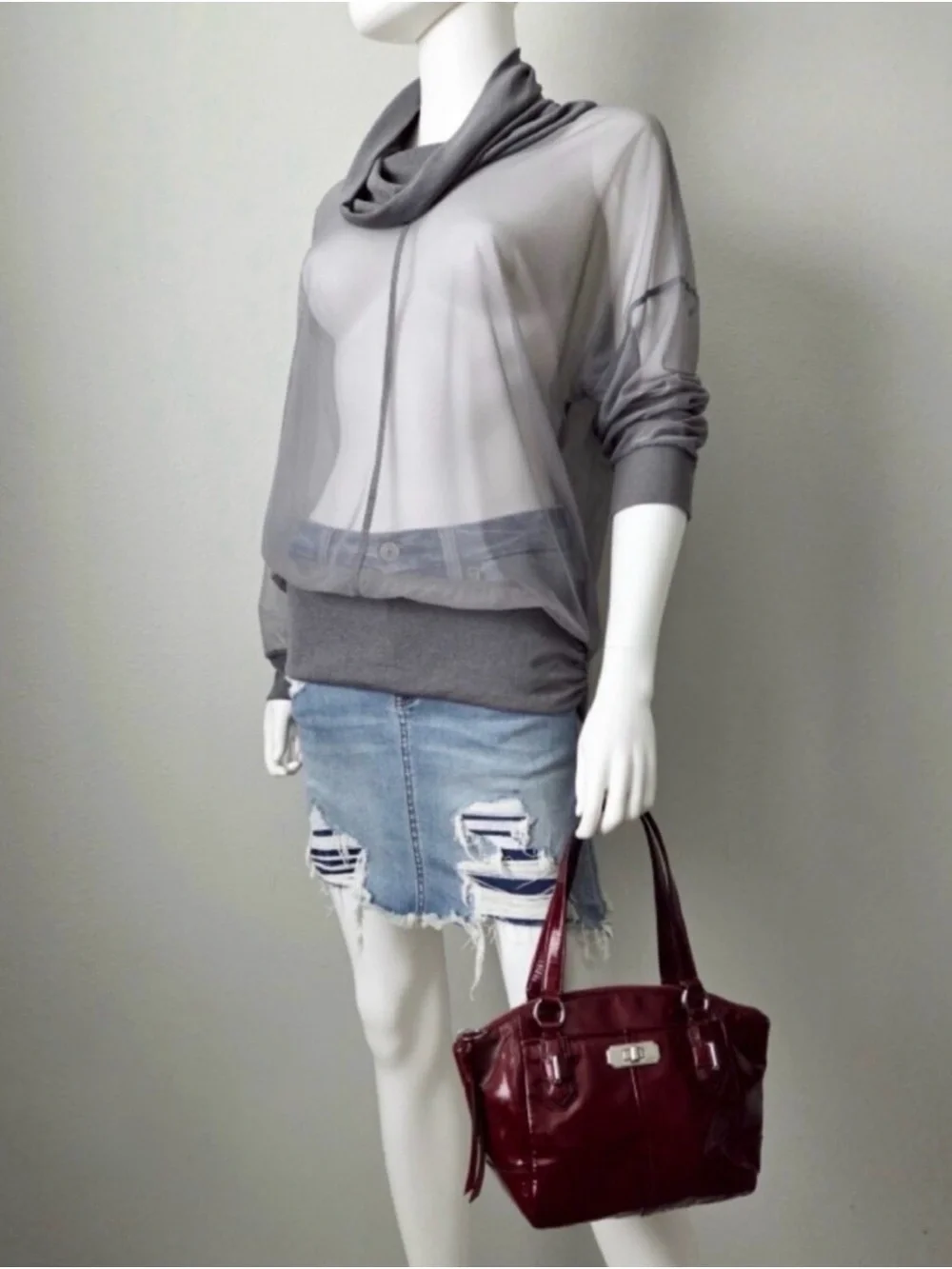 Coach Chelsea Candy Apple Red Patent Leather Satchel Turnlock & Zip Closure